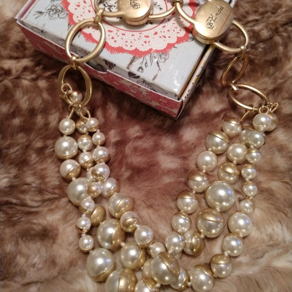 Plunder Tricia Necklace